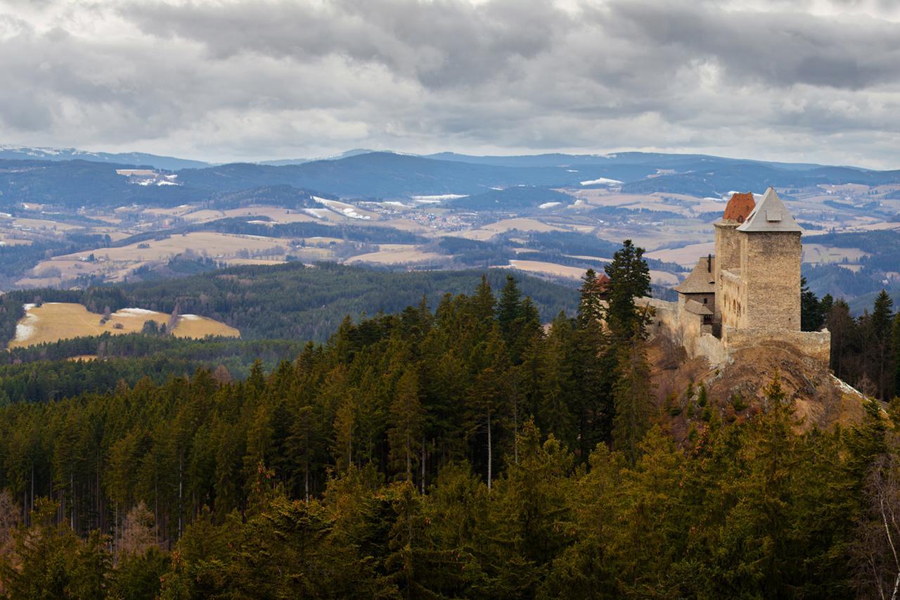 Statek Ceska Lipa Myslovice Hotel Klatovy Luaran gambar