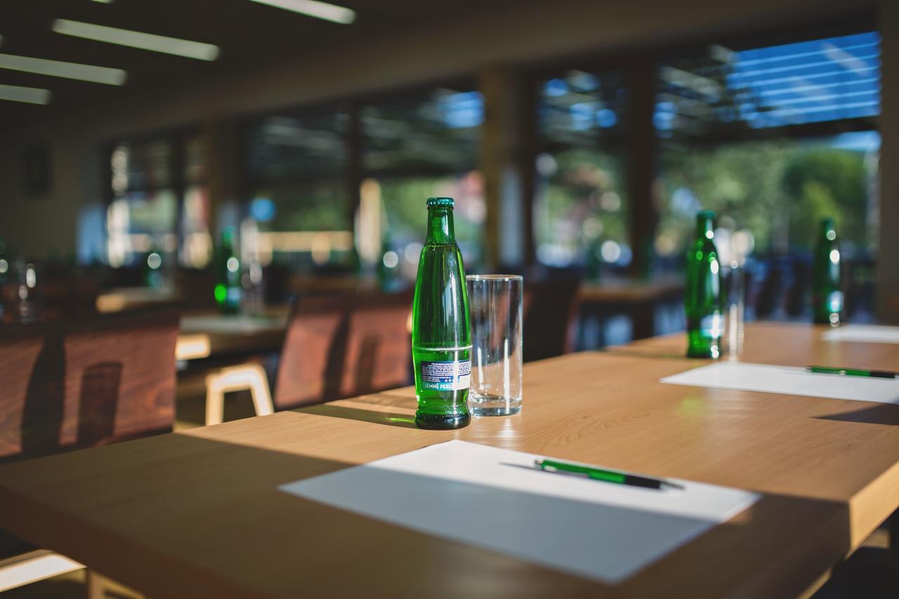 Statek Ceska Lipa Myslovice Hotel Klatovy Luaran gambar